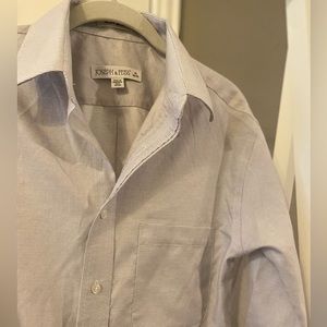 Joseph & Feiss Men’s Long-Sleeve Dress Shirt in White/Gray Checks. 15 / 34-35
